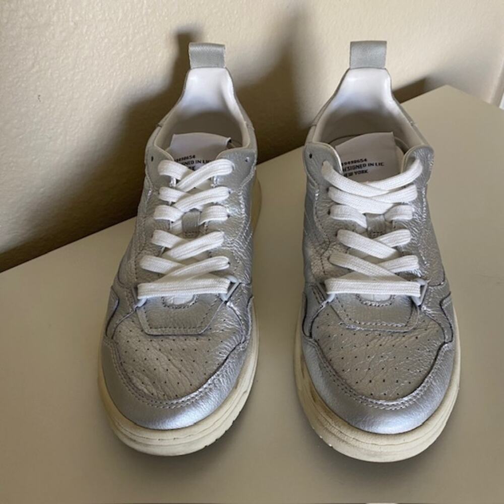 Steve Madden Everlie‎ Silver Lea Flat Fashion Lace-Up Sneakers Women's 9.5M - Picture 9 of 15